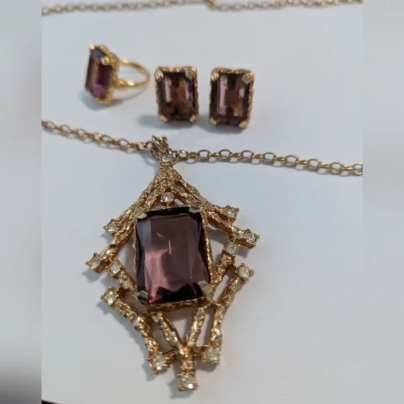 Vintage Sarah Coventry Twilight Collection 1973/ Necklace, Earrings & Ring! - Picture 1 of 9